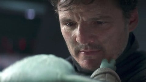 y aura-t-il Pedro Pascal sous le casque de Din Djarin ?  La réponse inattendue de l'acteur