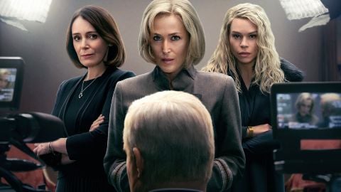 la nouvelle bande-annonce officielle italienne du film Netflix avec Gillian Anderson