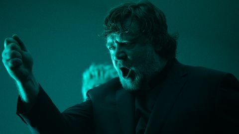Russell Crowe contre le Malin dans la bande-annonce de L'Exorcisme