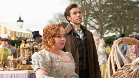 Comment le cliffhanger de la première partie affectera l'avenir de Colin et Penelope selon le showrunner