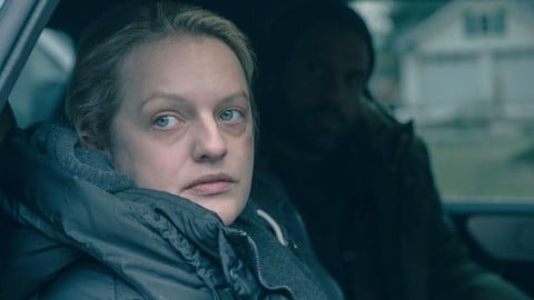 La dernière saison sera "âpre et très surprenante", affirme Elisabeth Moss