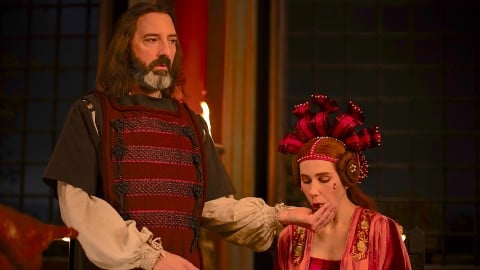 Les premières photos de la série Netflix qui réinterprète l'œuvre de Boccace comme un feuilleton