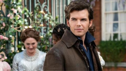 Luke Newton a-t-il laissé échapper un indice sur le protagoniste de la saison 4 ?