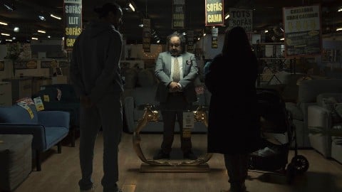 Examen de la table basse en verre