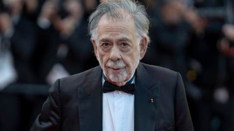 Francis Ford Coppola tente d'embrasser les figurants sur le tournage de Megalopolis : les vidéos compromettantes