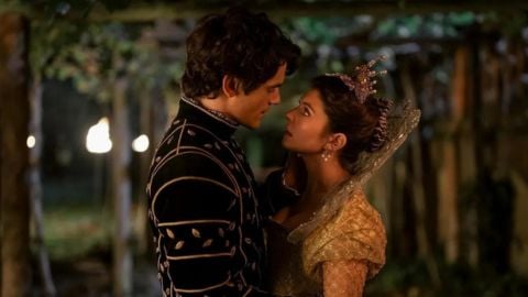 My Lady Jane aura-t-elle une deuxième saison ?  Emily Bader et Edward Bluemel l'espèrent