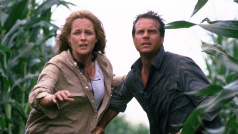 Twister, Steven Spielberg a atteint le plateau en avion en criant au réalisateur : "Il n'en est jamais descendu"