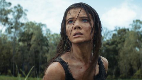 Après The Witcher, Freya Allan voulait « quelque chose de normal » et a obtenu Riding of the Planet of the Apes