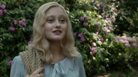 Ella Purnell salue le talent de Tim Burton en tant que « scientifique fou »