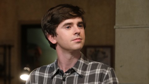 Freddie Highmore protagoniste de la nouvelle série de thrillers Prime Video The Assassin