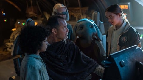 Skeleton Crew, le premier trailer et date de sortie de la série avec Jude Law