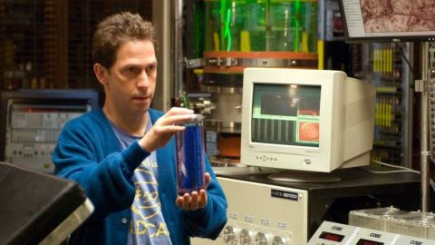 Captain America : Le Meilleur des Mondes, Tim Blake Nelson confirme les différents tournages : "Je l'ai tourné deux fois"