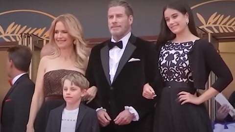 Ella Bleu Travolta dédie une touchante ballade à sa défunte mère Kelly Preston
