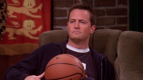 Friends fête ses 30 ans, mais pour les créateurs, la fête est tamisée en raison du manque de Matthew Perry
