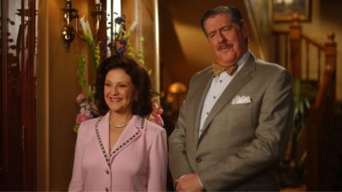 Kelly Bishop se souvient de ses derniers adieux à Edward Herrmann