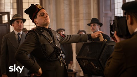 Le fils du siècle : Un extrait d'un extrait de la série Sky Original sur Benito Mussolini