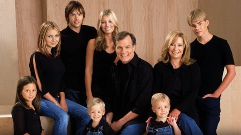 Les stars de la série condamnent le comportement de Stephen Collins, coupable de maltraitance sur enfant