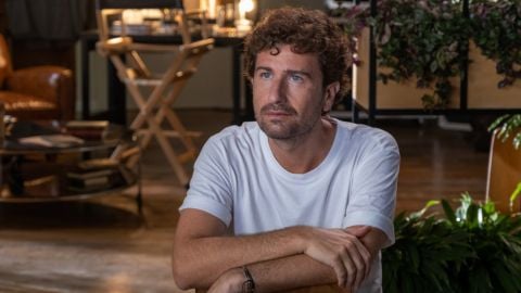 Par amitié, Alessandro Siani est l'ami parfait sur Rai 1