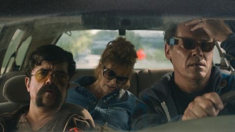 Peter Dinklage et Josh Brolin sont jumeaux dans la première bande-annonce des Brothers