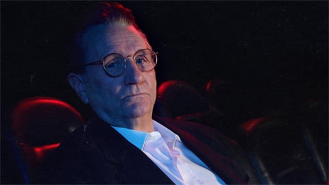 Ed O'Neill dans le drame juridique All's Fair, Disney Channel annule The Villains of Valley View et d'autres nouvelles en bref