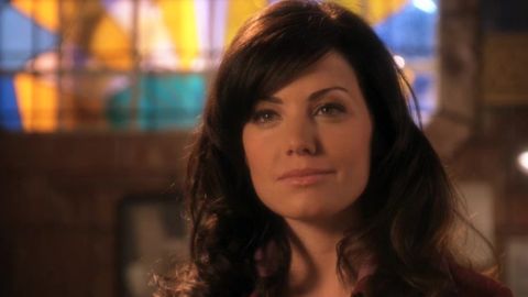 Erica Durance partage ce qu'elle aimerait en savoir plus sur Lois dans un revival
