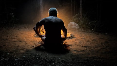 La première photo de la saison 2 montre un nouveau personnage mystérieux