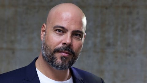 Marco D'Amore réalise la série préquelle, première prise en janvier