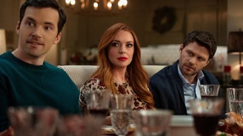 Notre Petit Secret, Lindsay Lohan ne veut pas dévoiler ses secrets de Noël dans la première bande-annonce de Netflix