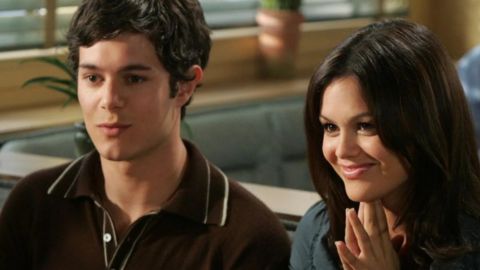 Rachel Bilson salue la renaissance d'Adam Brody