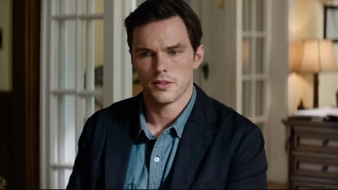 la bande-annonce italienne du film de Clint Eastwood avec Nicholas Hoult