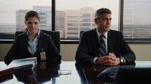 Dans les nuages, Anna Kendrick se souvient des précieux conseils de George Clooneyl sur le tournage