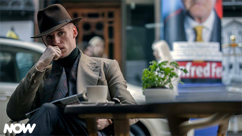 L'incroyable transformation d'Eddie Redmayne dans les séries télévisées Sky et NOW