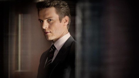 La nouvelle série d'Amy Sherman-Palladino accueille Jonathan Groff