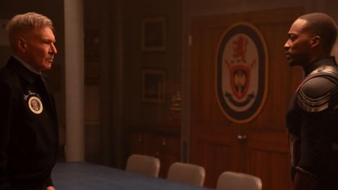 Le Meilleur des Mondes, Anthony Mackie se souvient des premiers mots d'Harrison Ford sur le plateau