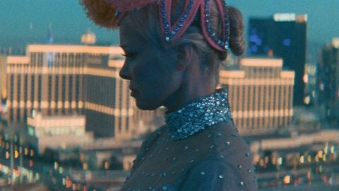 The Last Showgirl, le réalisateur définit Pamela Anderson "la Marilyn Monroe de notre temps"