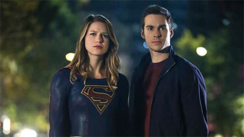Melissa Benoist et Chris Wood ensemble dans un drame musical, la date de Government Cheese et autres news en bref
