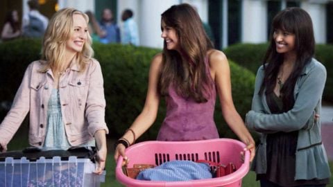 Nina Dobrev, Candice King et Kat Graham recréent une photo de retrouvailles nostalgique