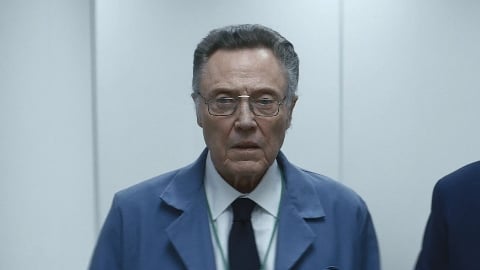 "Je n'ai pas de téléphone portable et je n'ai jamais envoyé d'e-mail"
