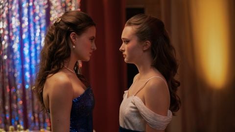 Prom Queen, les images du nouveau film d'horreur montrent le tueur en action