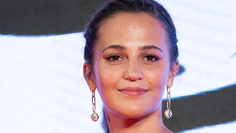 Alicia Vikander dans Reste, M. Night Shyamalan's New Film en collaboration avec Nicholas Sparks