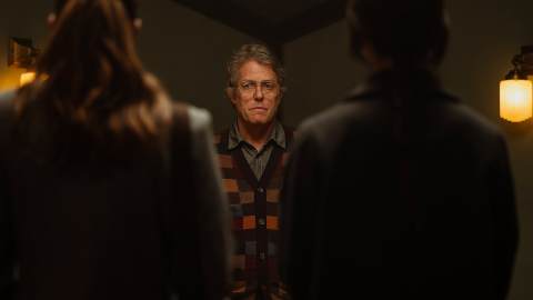 5 thrillers que vous devez absolument récupérer si vous aimiez l'hérétique avec Hugh Grant!