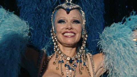 Aperçu et soirées spéciales pour l'arrivée du film avec Pamela Anderson au cinéma.