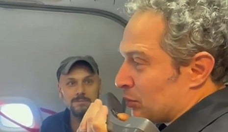 Claudio Santamaria fait la promotion de Nibbio ... en vol