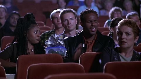 Film effrayant 6, Regina Hall se demande Brenda: "Ray s'est-il marié?"