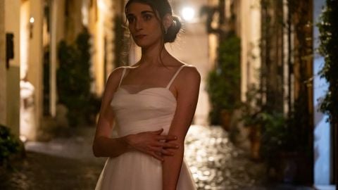 Jusqu'à la nuit, nous ne nous séparons pas, deux jeunes mariés errent pour Rome dans le film sur Sky Cinema uno e maintenant