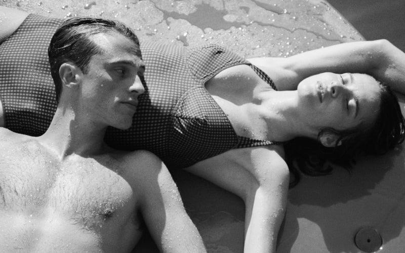 La revue de l'adaptation de Camus dirigée par François Ozon en compétition à Venise