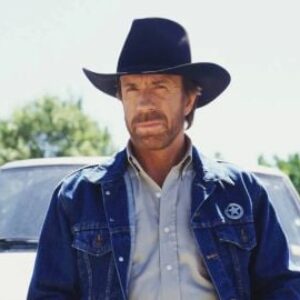 Chuck Norris est mort, et ce n'est malheureusement pas le début d'une blague