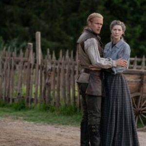 Outlander 8, les accessoires retirés du décor par Caitriumfa Balfe et le reste du casting