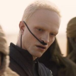 Troisième partie, Robert Pattinson remercie Zendaya d'être dans le casting