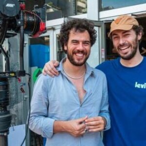 le clip de la chanson de Pinguini Tattici Nucleari qui a inspiré la comédie du même nom de Francesco Mandelli